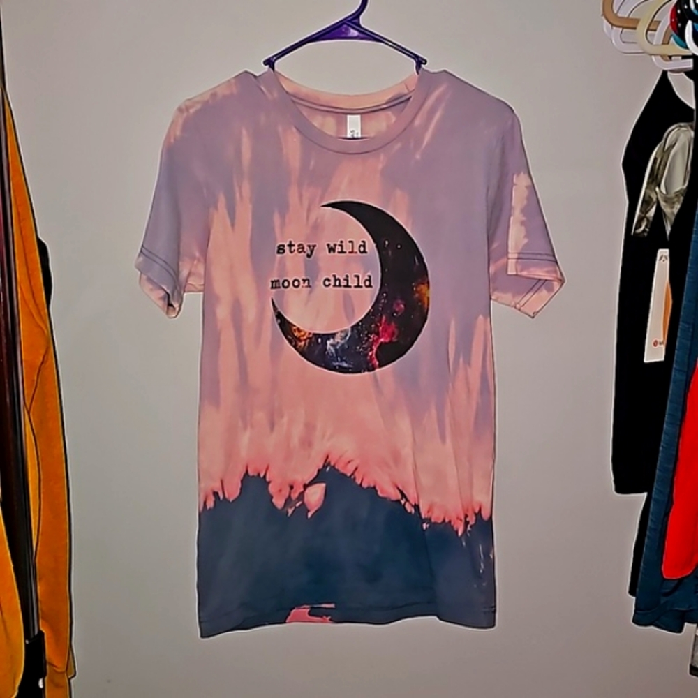 " Stay Wild Moon Child" Womens sz small Graphic tshirt from Boutique.